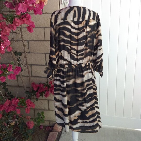 Mossimo Dress Women's Size XXL Brown Black Beige Animal Print Mini - Picture 2 of 6